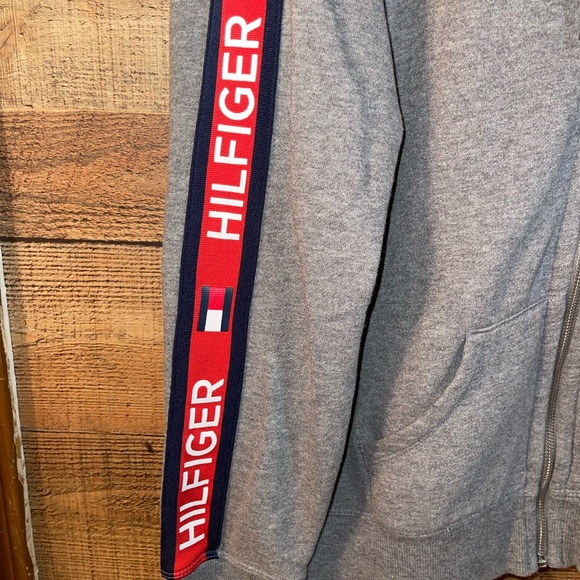 Tommy Hilfiger fleece lined jacket - Picture 2 of 5